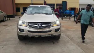 Mercedes-Benz M Class 2006 Gold