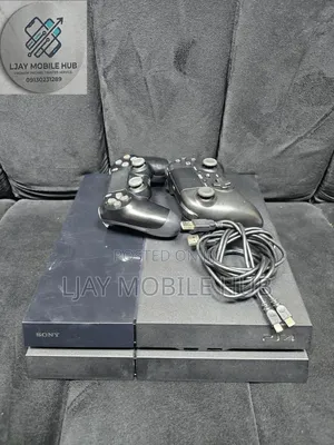 Ps4 Fat Gaming Bundle With 2 Pads 10 Games (Fc26 Included)