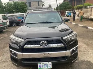 Toyota 4-Runner Limited 4WD 2011 Black