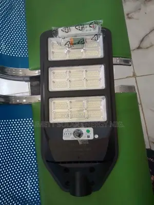 Sukhig 600w Solar Street Light All-in-One Design Wholesale Supplier