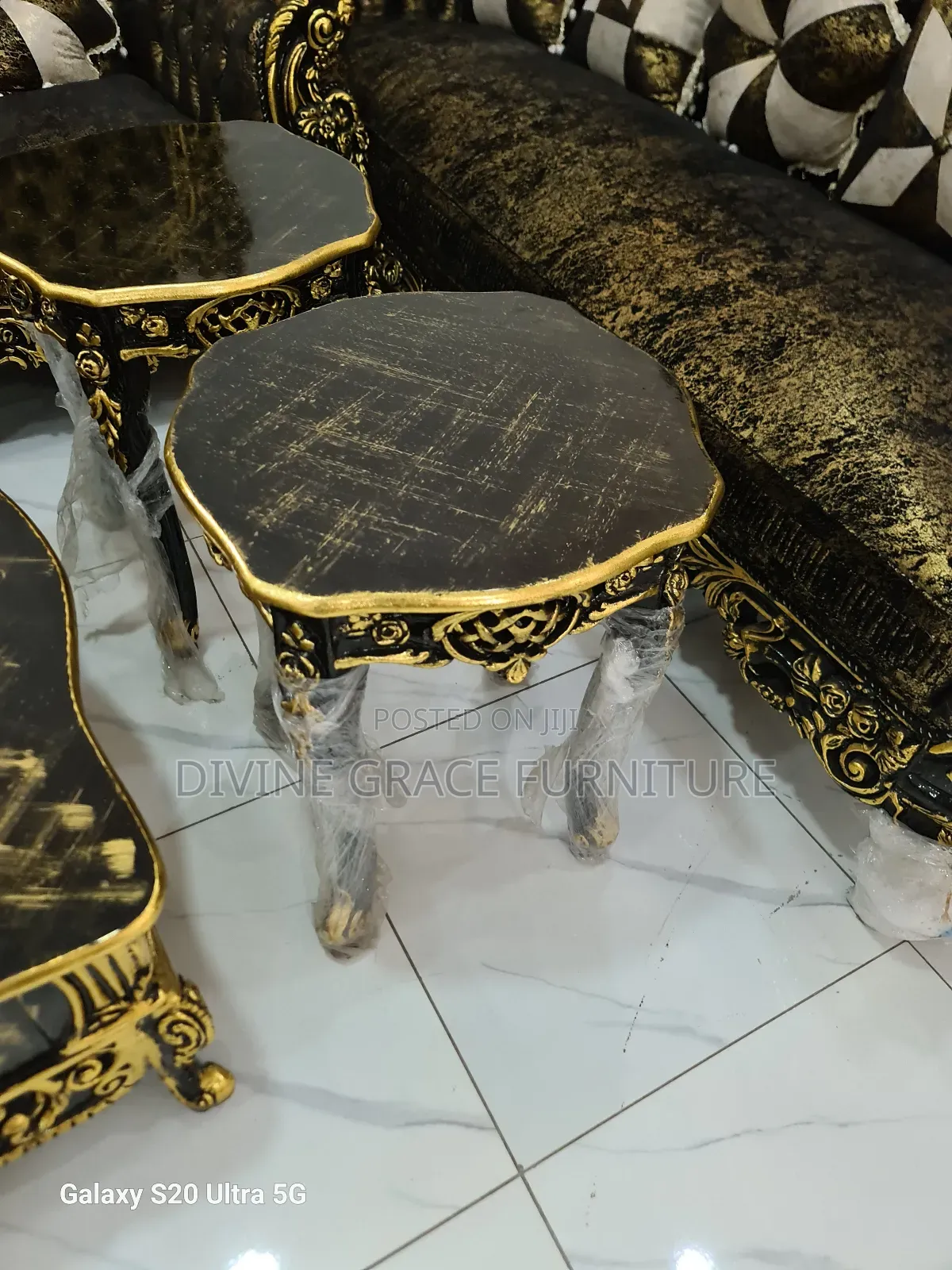Royal Sofa