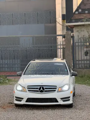 Mercedes-Benz C300 2014 White