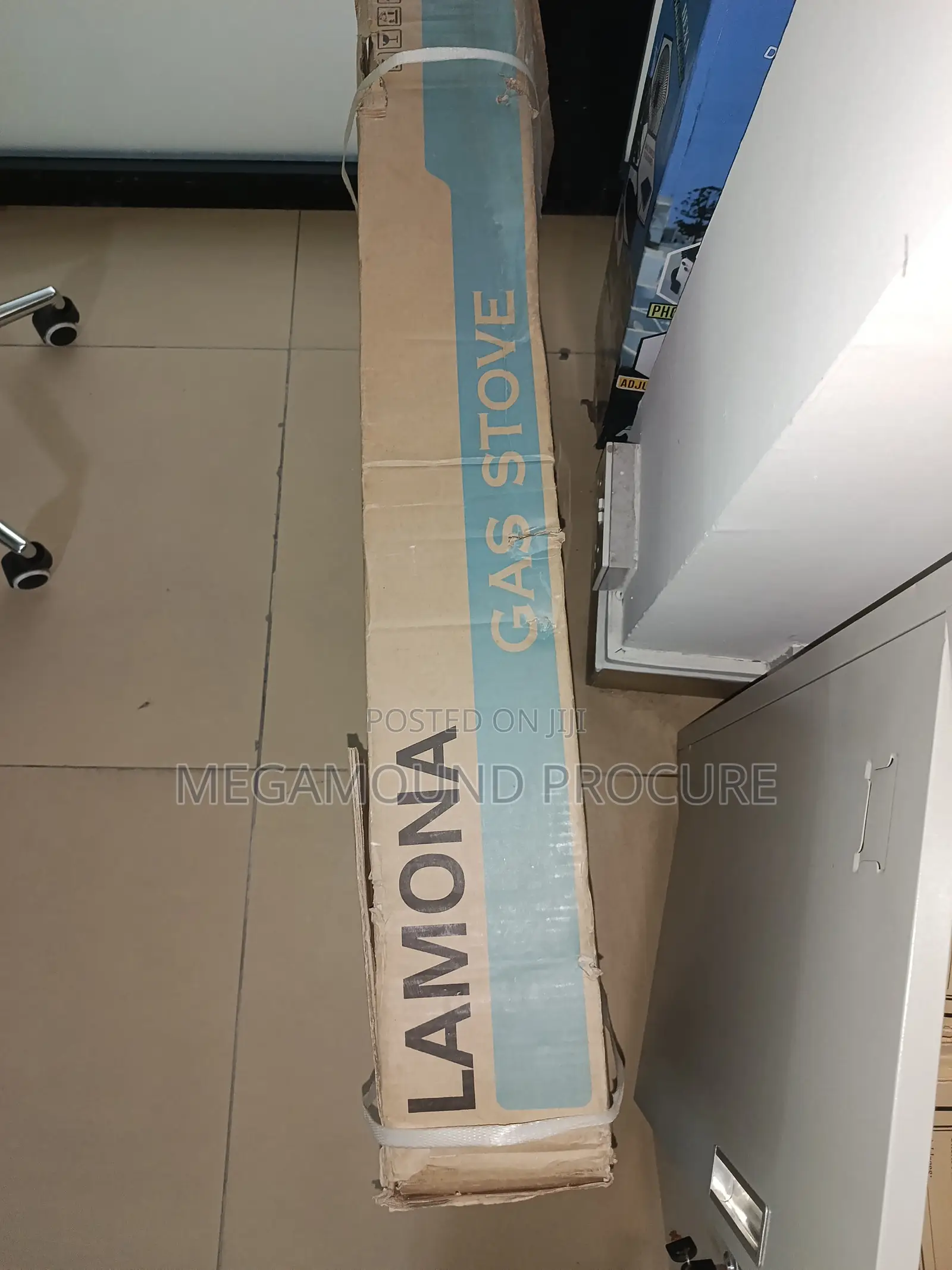 Lamona Gas Stove