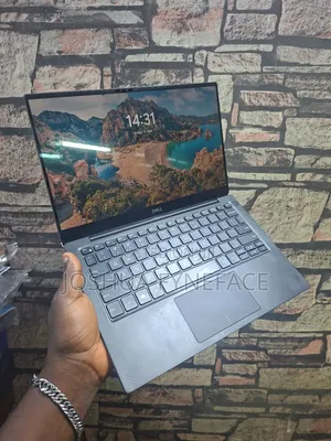 Laptop Dell XPS 13 7390 8GB Intel Core i5 SSD 256GB