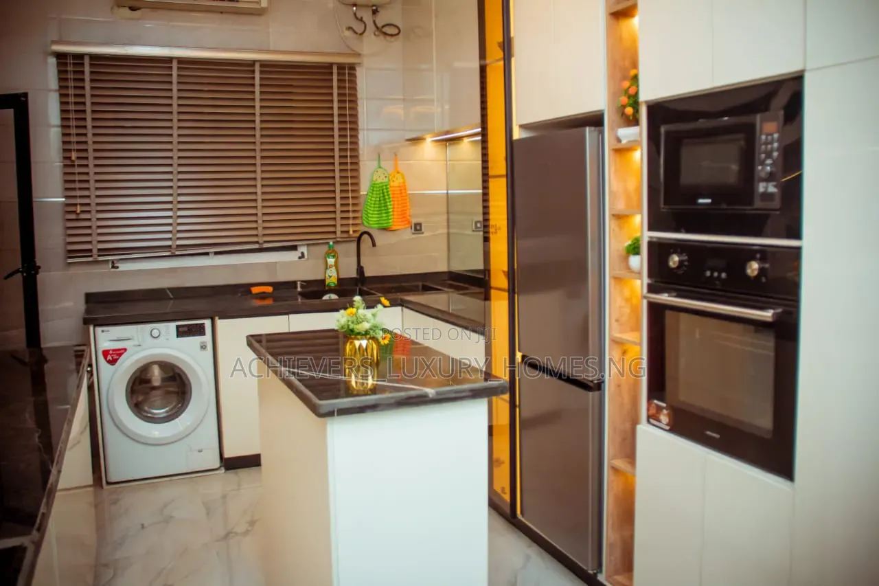 4bedroom Duplex
