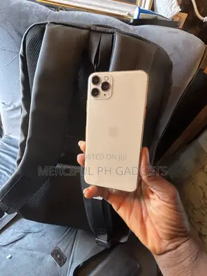 Apple iPhone 11 Pro Max 64 GB Gold