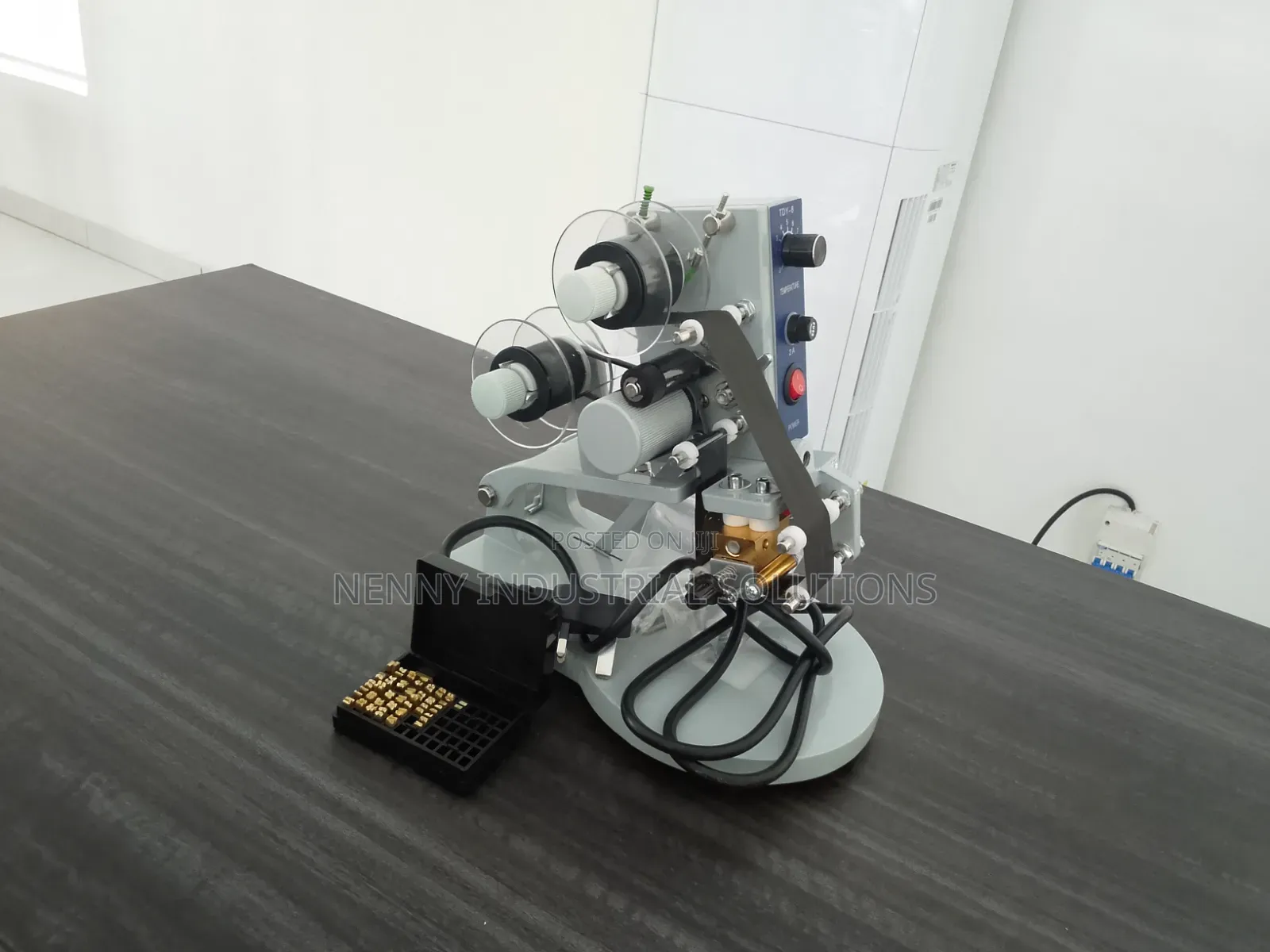 Coding Machine - Date Coding Machine
