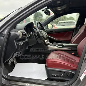 Lexus IS 2017 Gray