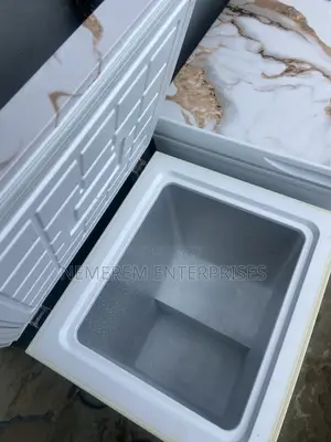 Super Clean Tokunbo Chest Freezer – Deep Freezing, Rust-Free Interior!