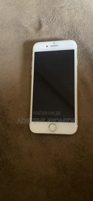 Apple iPhone 7 128 GB Gold