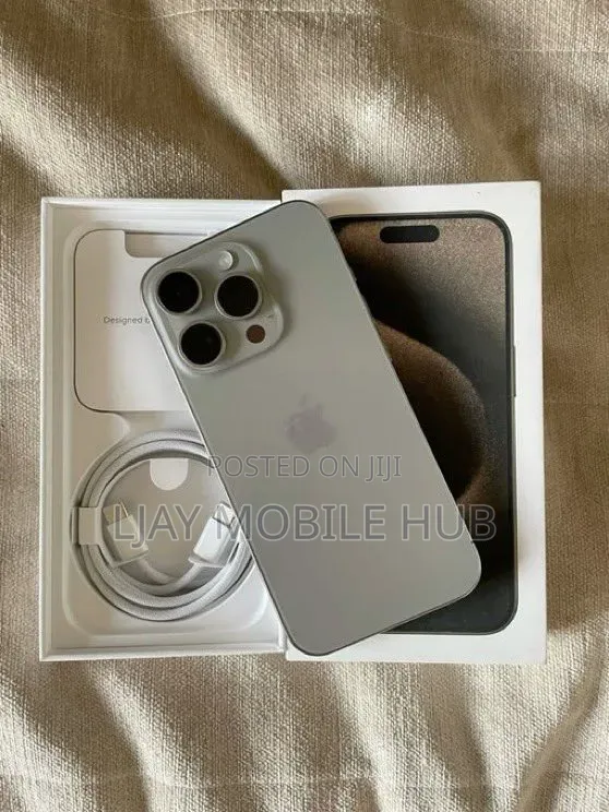 Apple iPhone 16 Pro Max 256 GB Silver