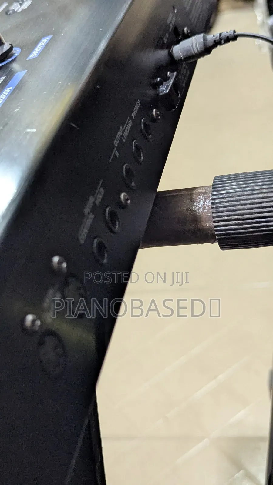 Roland Juno D