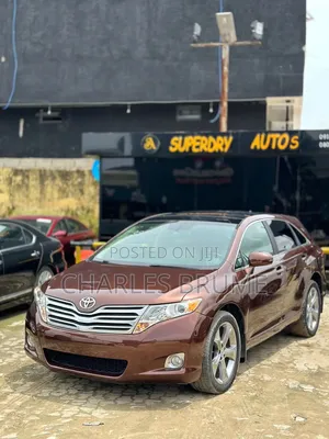 Toyota Venza AWD 2012 Brown