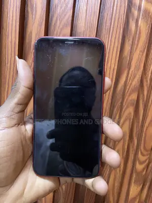Apple iPhone XR 64 GB Red