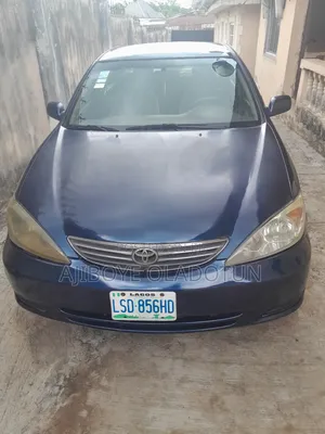 Toyota Camry LE 4dr Sedan (2.4L 4cyl 4A) 2004 Blue
