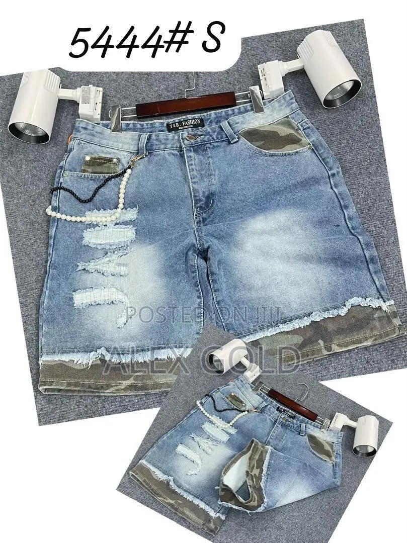 Andra Collection's