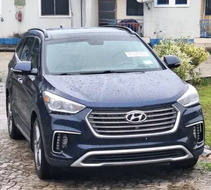 Hyundai Santa Fe 2018 Blue