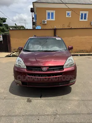 Toyota Sienna XLE Limited 2005 Red