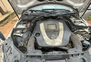Mercedes-Benz C300 2012 Silver