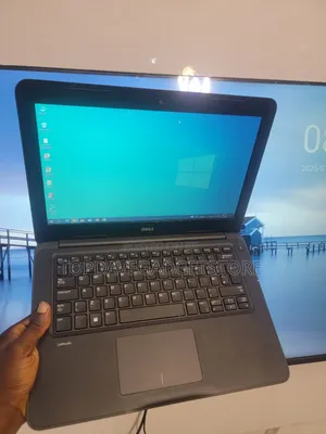 Laptop Dell Latitude 3380 8GB Intel Core i5 SSD 256GB