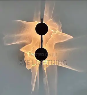 Reflective Modern Design Wall Brackets