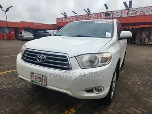 Toyota Highlander Limited 2009 White