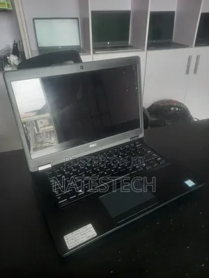 Laptop Dell Latitude 5491 16GB Intel Core i7 SSD 512GB