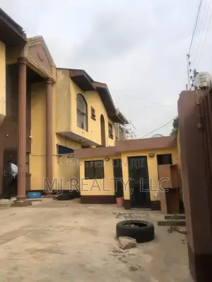 4bdrm Duplex in Omole Phase 2 for rent