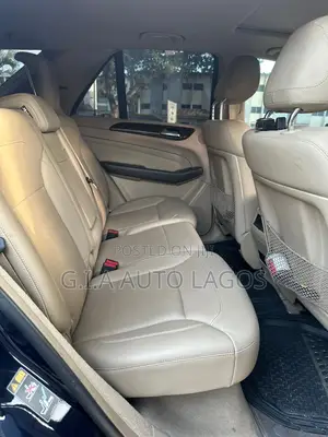 Mercedes-Benz M Class ML350 4MATIC 4dr SUV AWD (3.5L 6cyl 7A) 2015 Blue