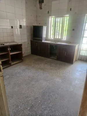 20bdrm Block of Flats in Wuse 2 Amino Kano for rent