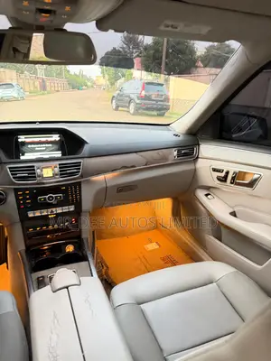 Mercedes-Benz E350 2014 Black