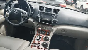 Toyota Highlander 2013 Gray