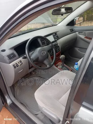 Toyota Corolla 2005 Gray