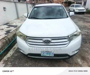 Toyota Highlander Limited 2009 White