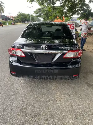 Toyota Corolla 2012 Black