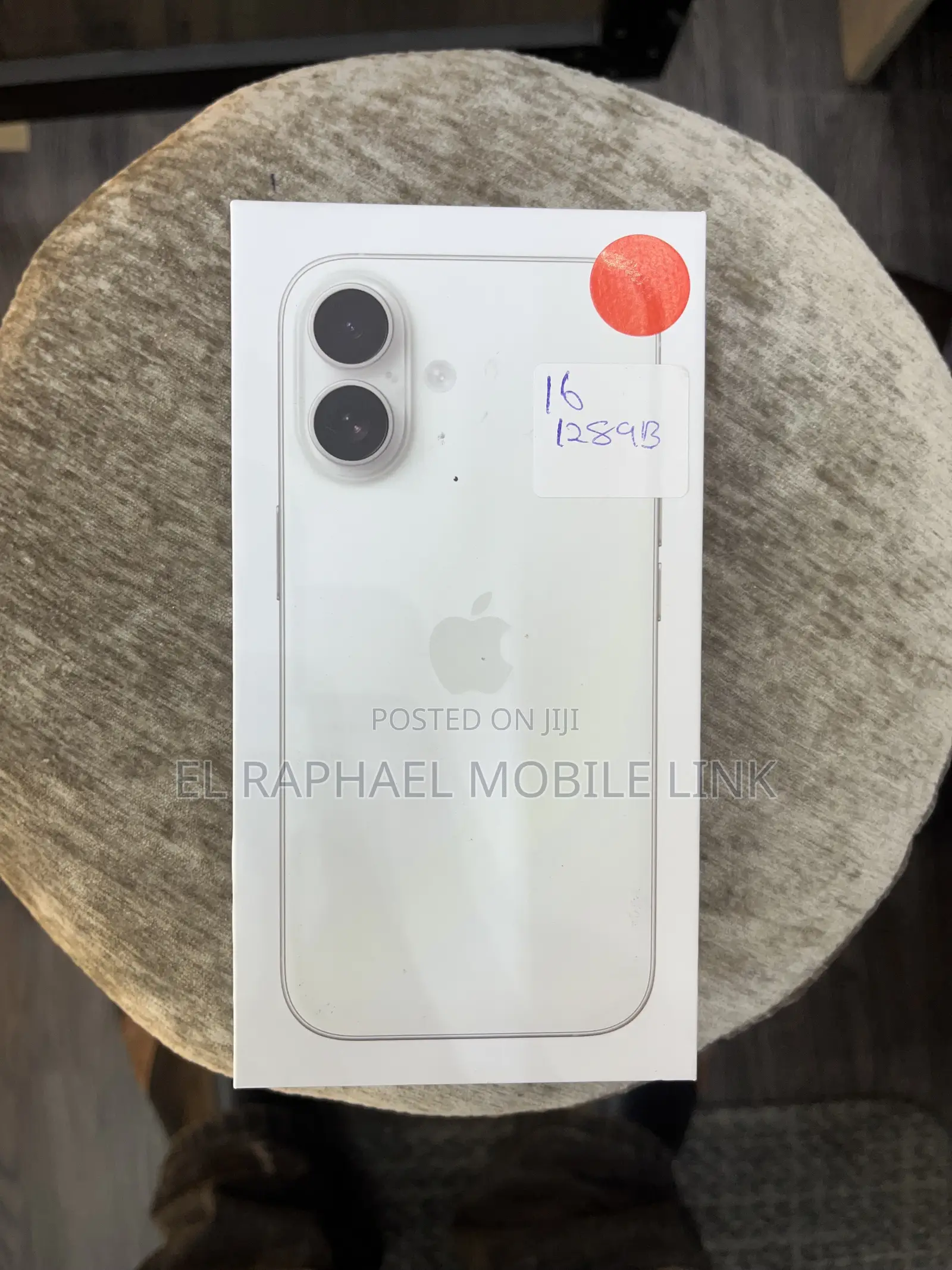 New Apple iPhone 16 128 GB White