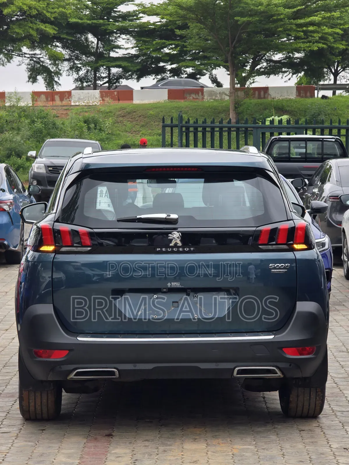 Peugeot 5008 2018 Green