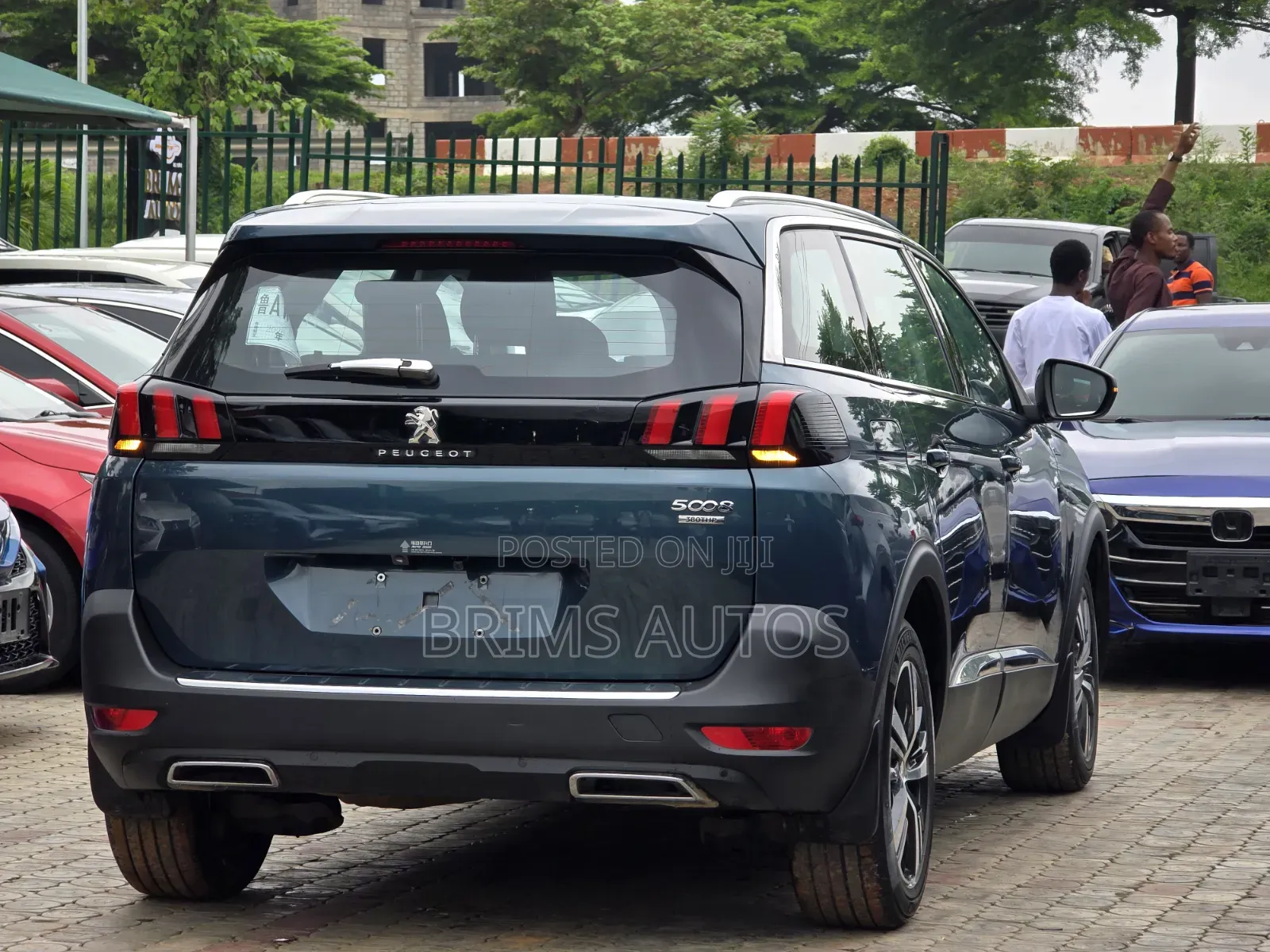 Peugeot 5008 2018 Green