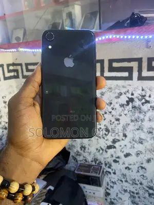 Apple iPhone XR 64 GB Black