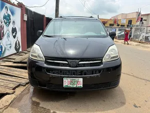 Toyota Sienna XLE 2005 Black