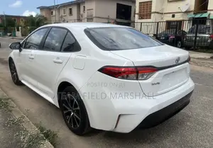 New Toyota Corolla Hybrid LE 2025 White