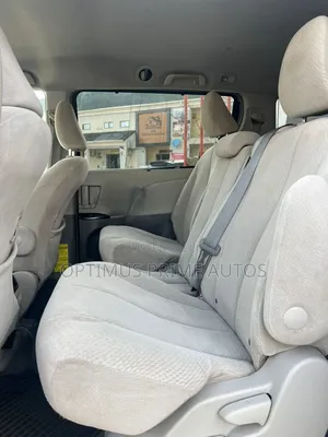 Toyota Sienna 2013 Gray