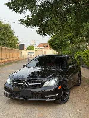Mercedes-Benz C300 2013 Black