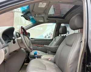 Toyota Sienna XLE 2005 Black