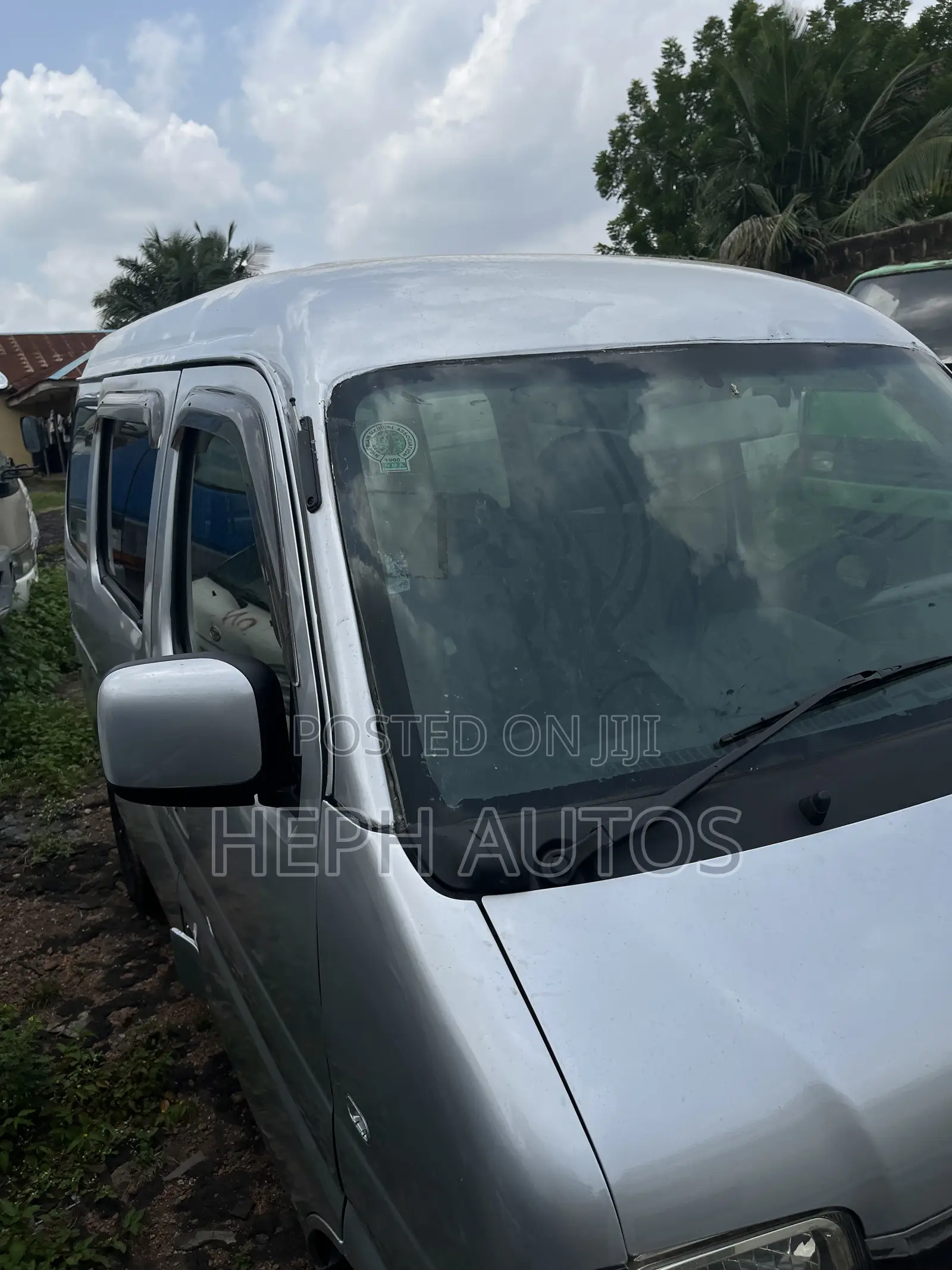 Suzuki APV Minibus 2012 Grey