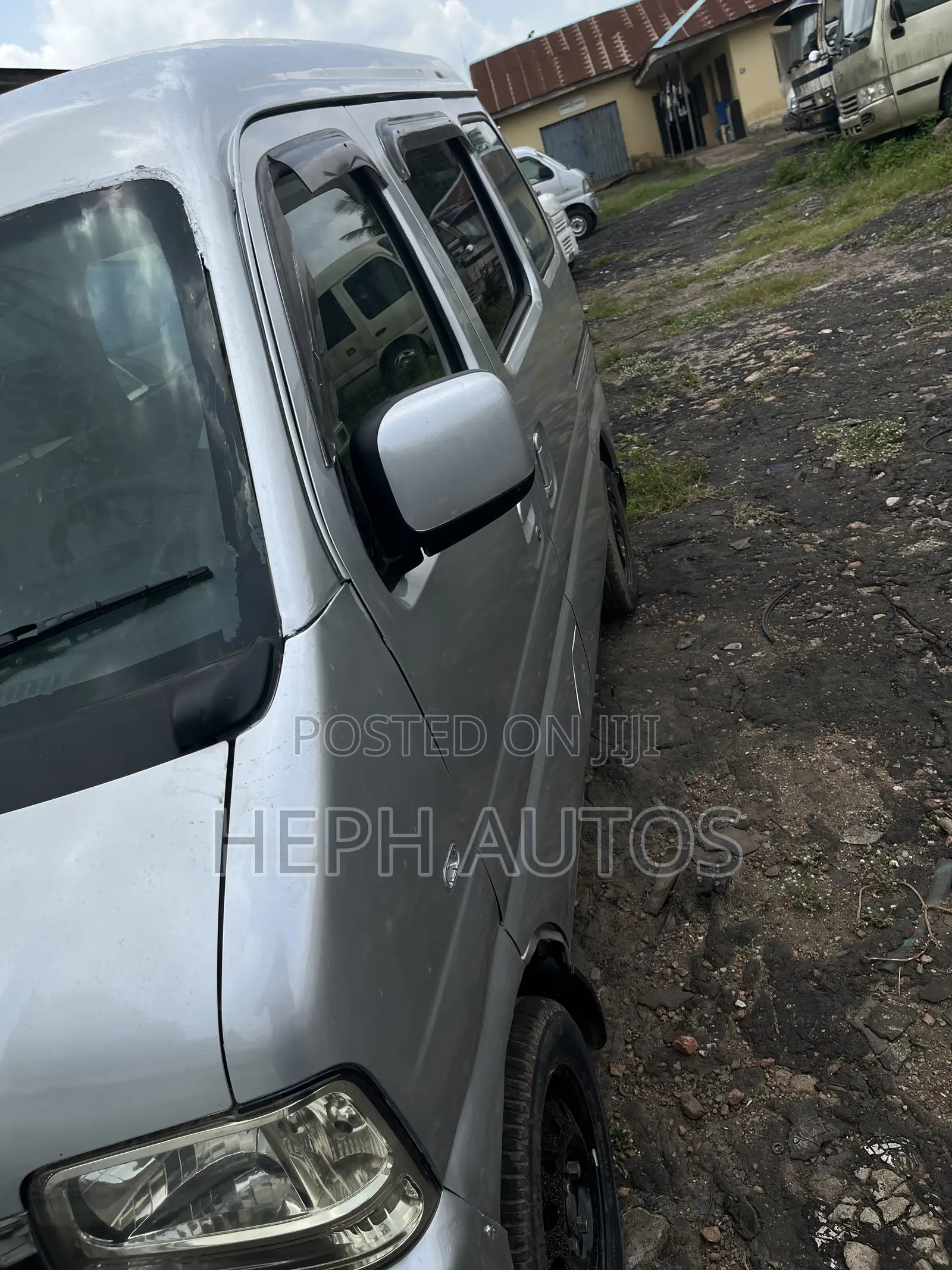 Suzuki APV Minibus 2012 Grey