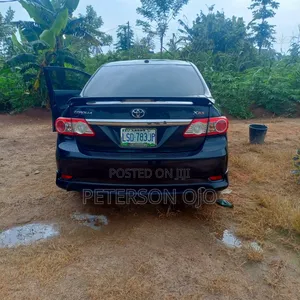 Toyota Corolla 2013 Black