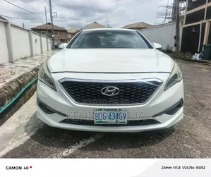 Hyundai Sonata Limited 4dr Sedan (2.4L 4cyl 6A) 2015 White