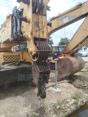 80 Tons Crane
