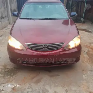 Toyota Camry 2005 Red